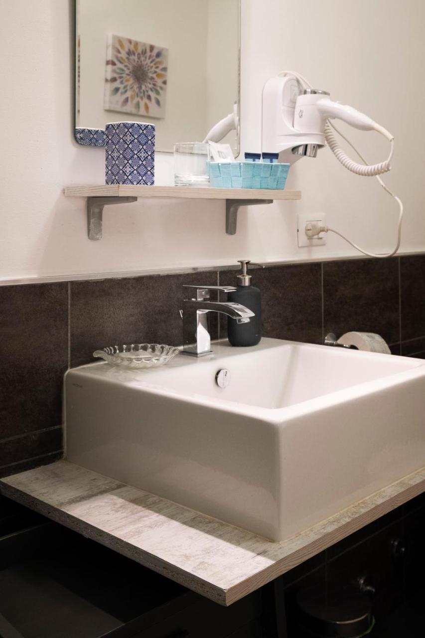 רומא Delsi Suites Pantheon מראה חיצוני תמונה