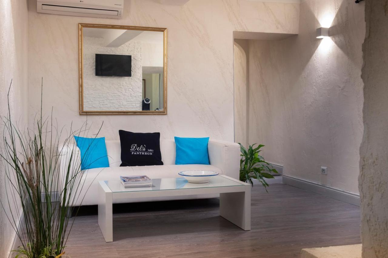 רומא Delsi Suites Pantheon מראה חיצוני תמונה